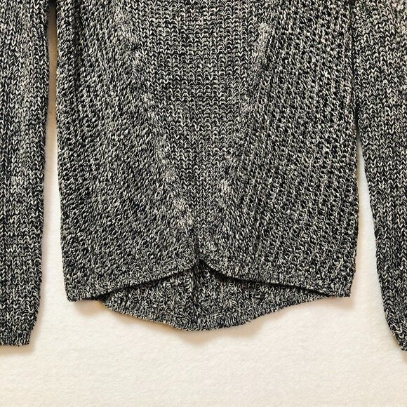 H&M Black & White Knit Long Sleeve Crewneck Sweater Size XS - Picture 7 of 9